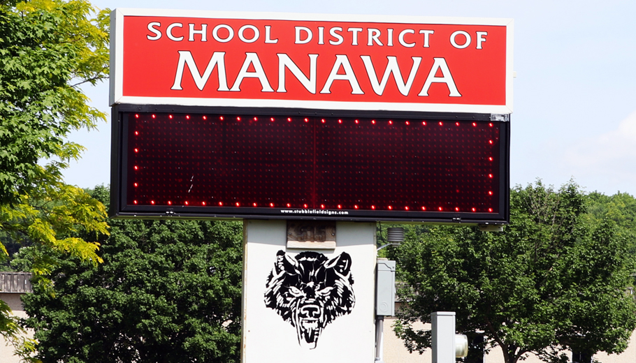 Manawa passes referendum