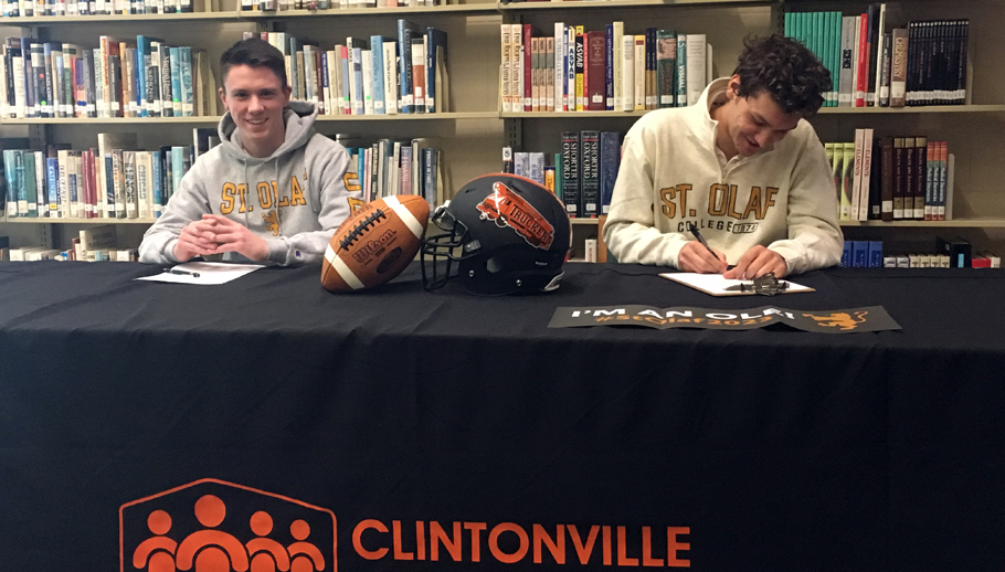 Clintonville athletes sign to play college football