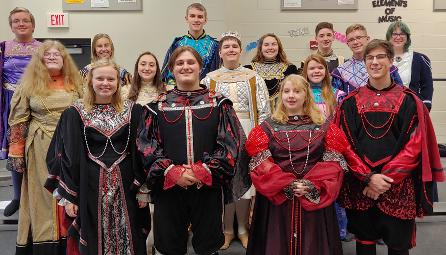 Madrigals to host Yuletide Feast