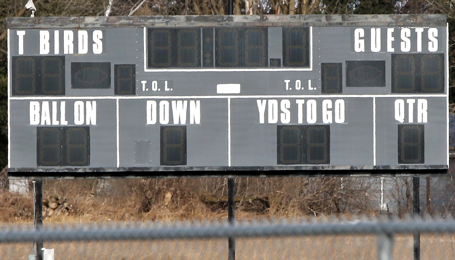 I-S School Board approves scoreboard