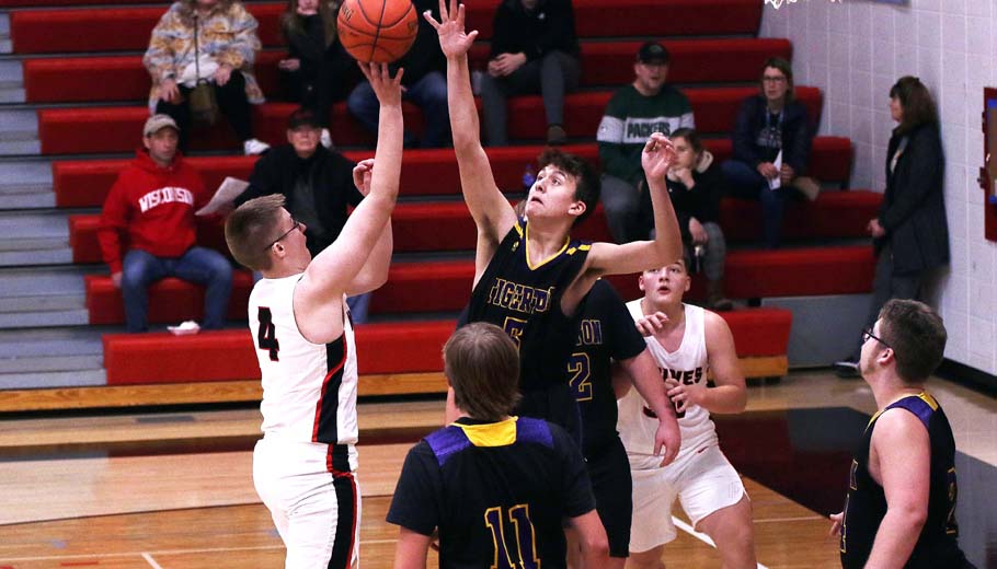 Sawyer Lew puts up a shot for Manawa.Holly Neumann Photo