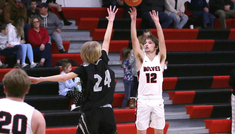 Colton Prue puts two points on the scoreboard for Manawa.Holly Neumann Photo