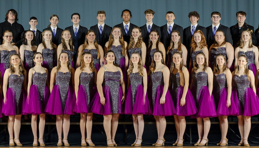 New London show choirs to perform