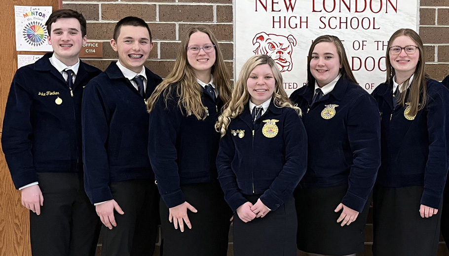 FFA students discuss immigrant farm workers at city meeting