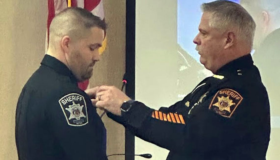 County deputy gets life-saving medal